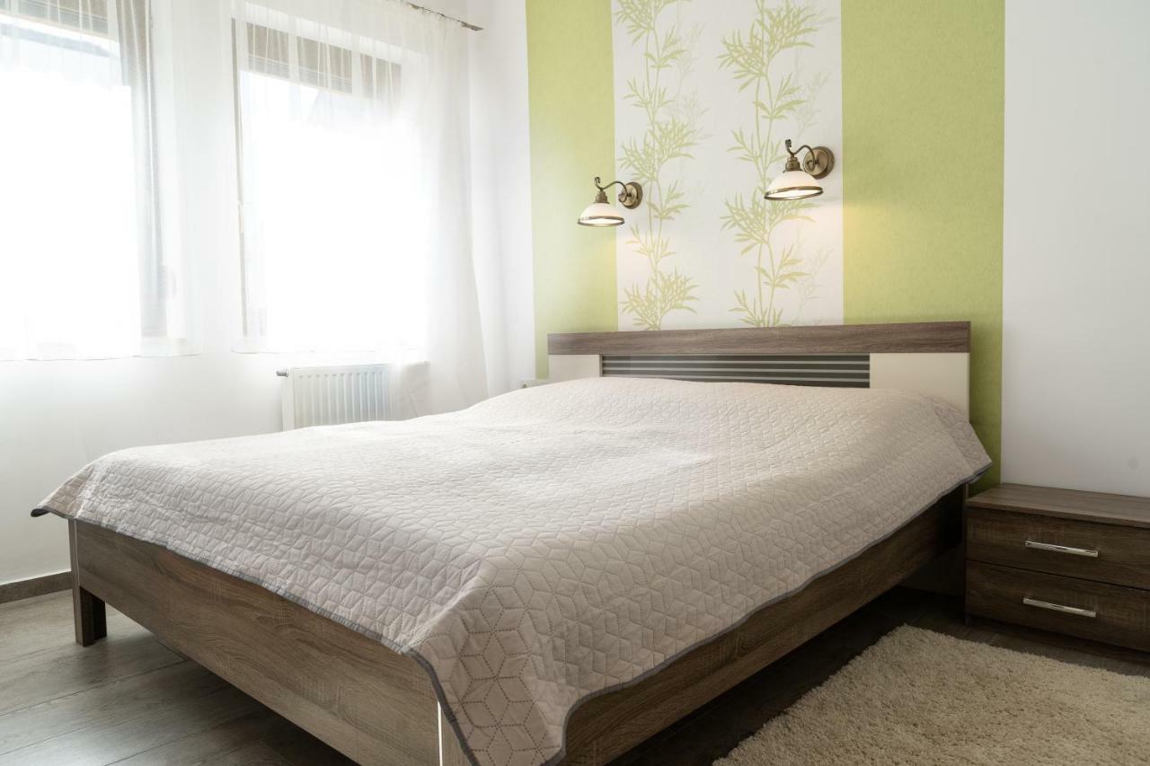 Raba Apartman Sárvár Exterior foto