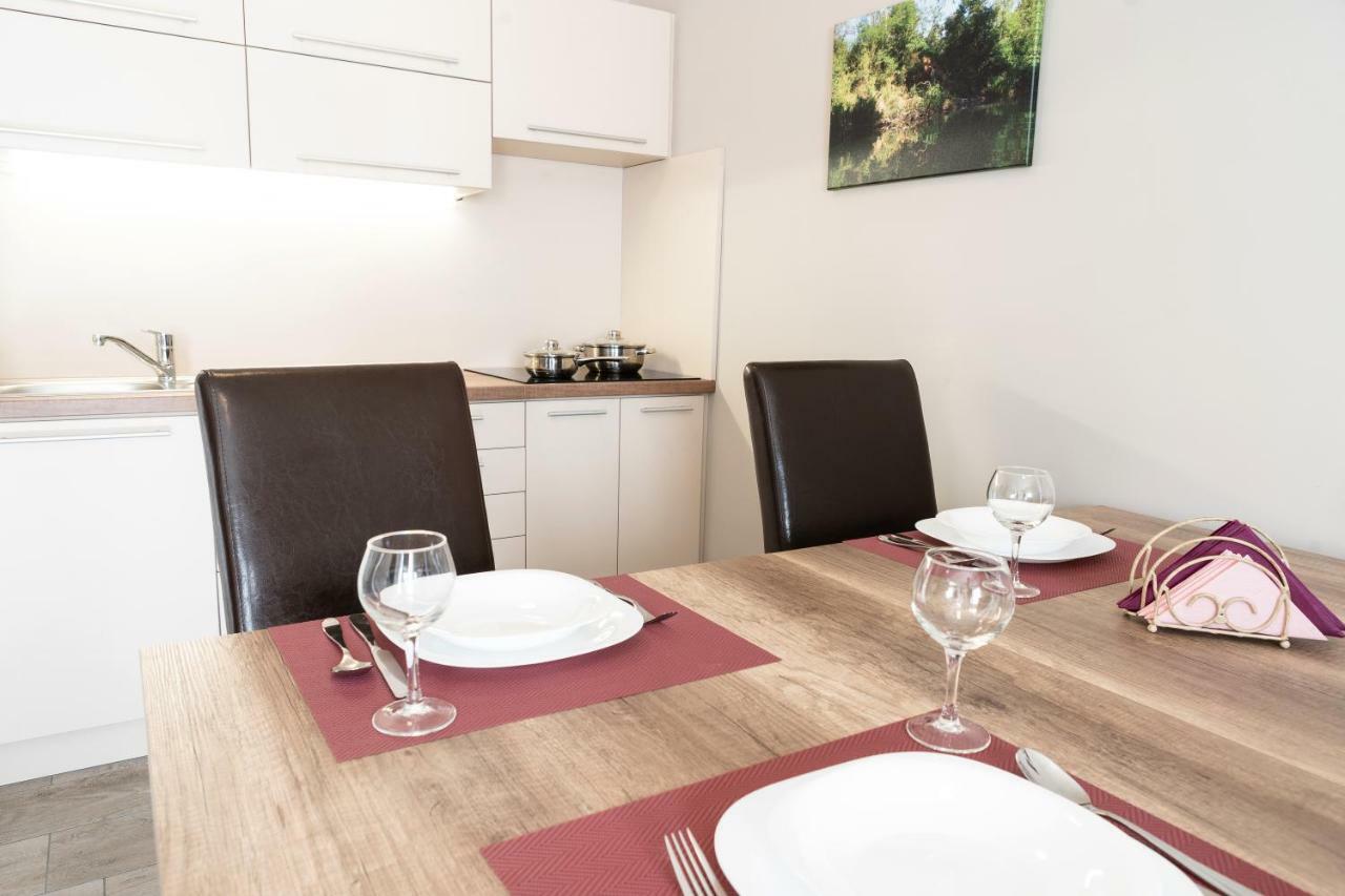 Raba Apartman Sárvár Exterior foto